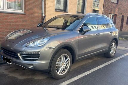 Porsche Cayenne 425.000 km 12.300 &euro; Köln 51145