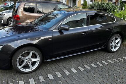 Audi A5 147.100 km 16.500 &euro; Bonn 53227