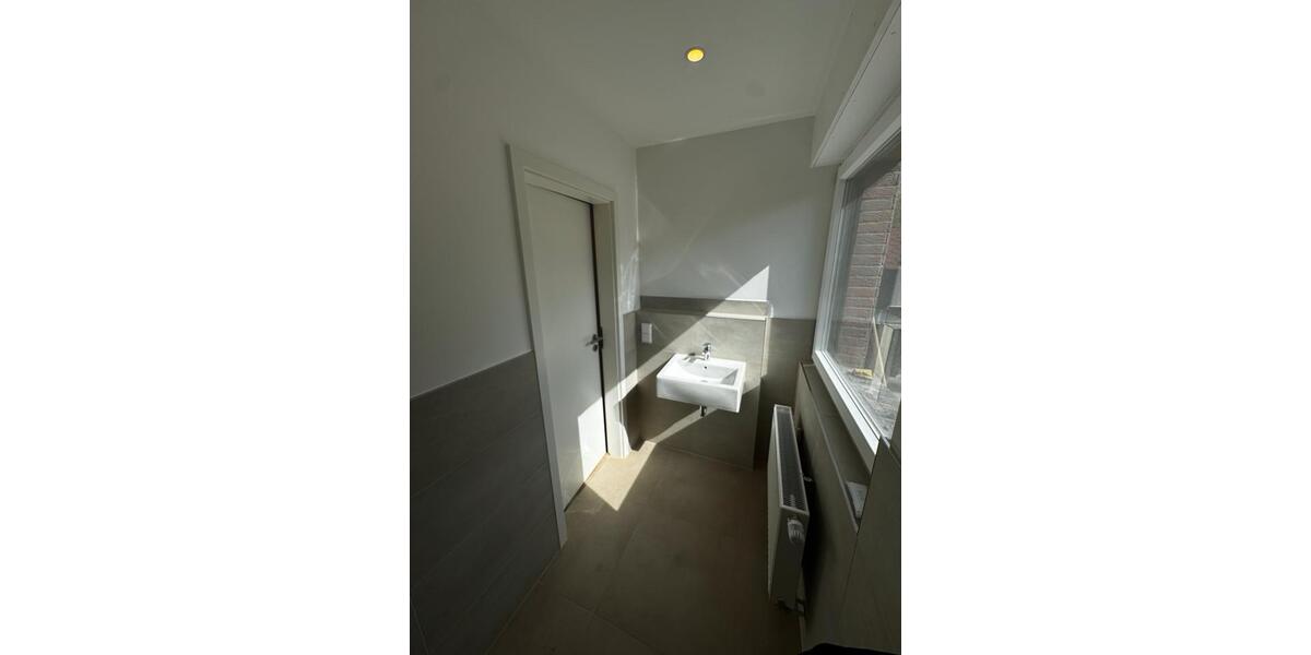 Reihenhaus Lohmar - 6 Zimmer, 170 m&sup2;, 2.550&euro; | Angebot:26345389