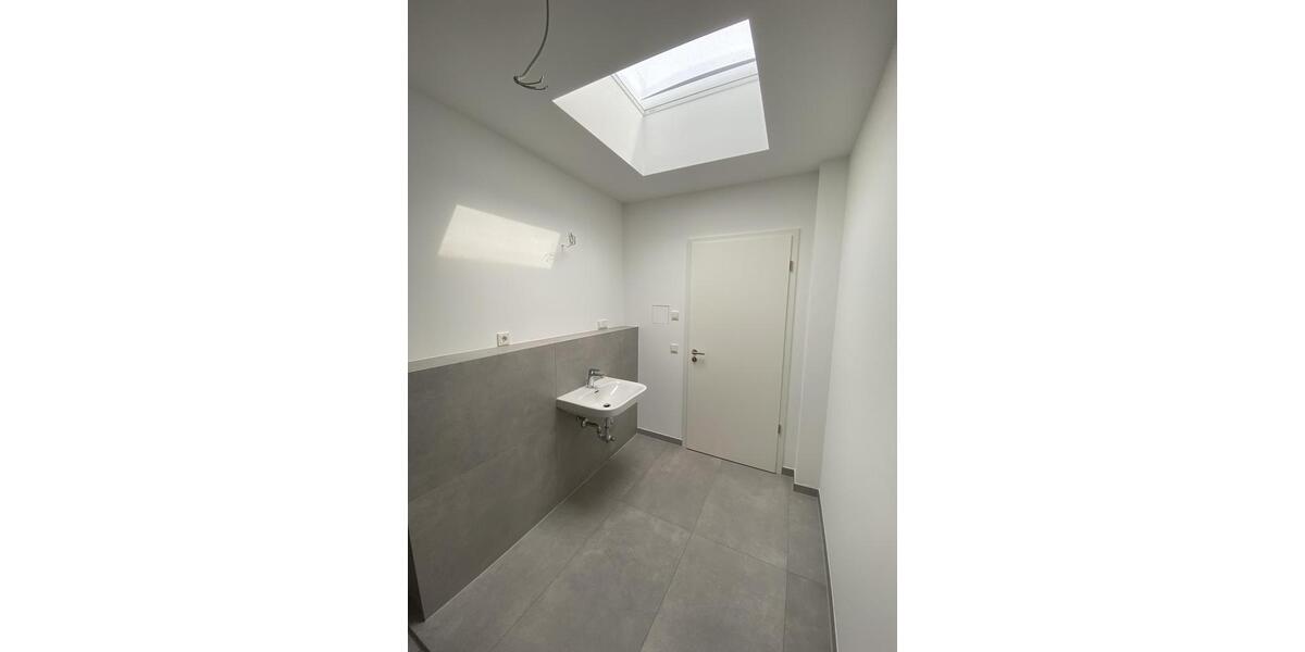 Dachgeschoßwohnung Köln Lindenthal - 2 Zimmer, 53 m&sup2;, 1.250&euro; | Angebot:26489439