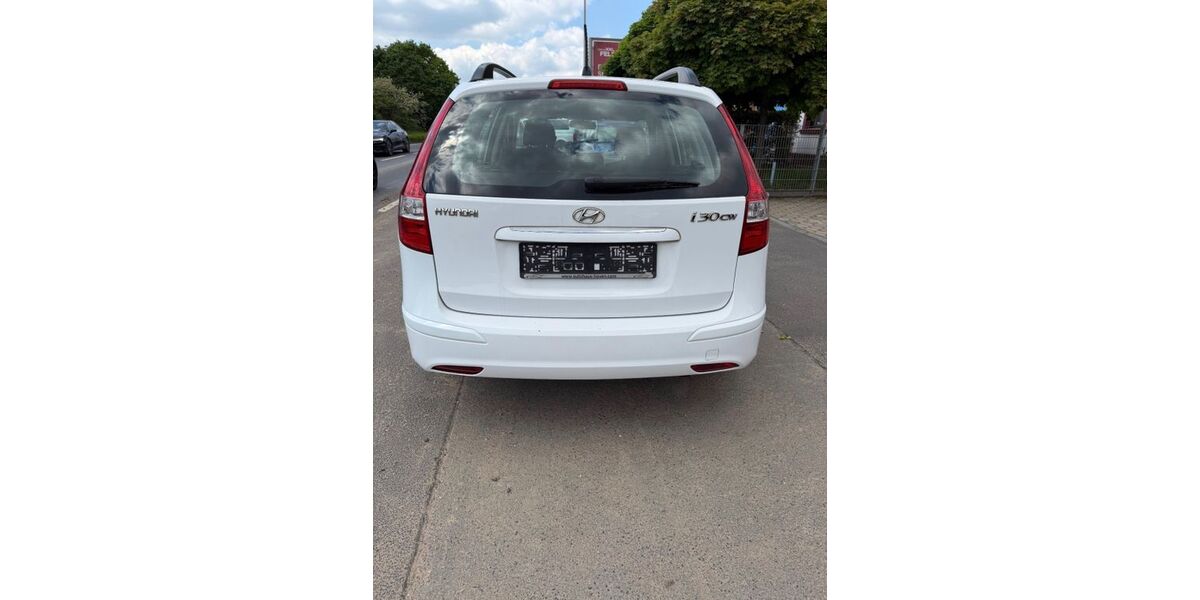 Hyundai i30 152.000 km 3.750 &euro; Bonn 53121
