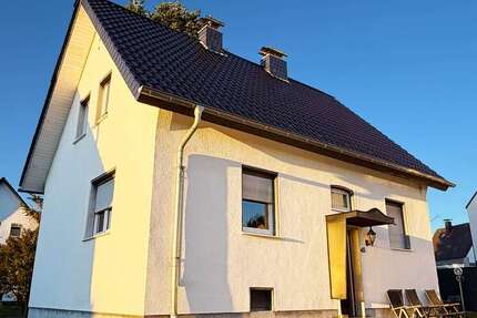 Haus Troisdorf Spich - 6 Zimmer, 96 m&sup2;, 449.000&euro; | Angebot:23729292