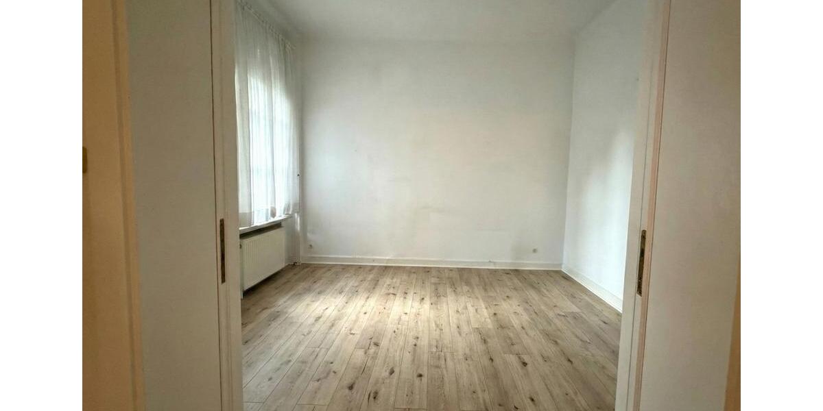 Etagenwohnung Bonn Friesdorf - 3 Zimmer, 80 m&sup2;, 1.450&euro; | Angebot:24695955