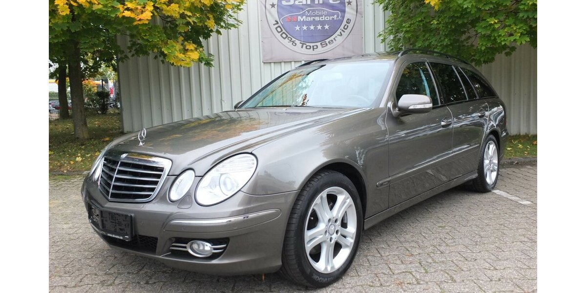 Mercedes-Benz E 230 T AVANTGARDE COMAND EL.DACH/HECKKLAPPE PTS 162.511 km 11.704 &euro; Köln 50858