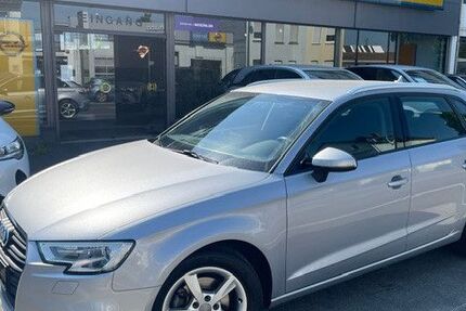 Audi A3 102.000 km 15.450 &euro; Brühl 50321