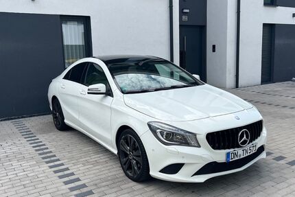 Mercedes-Benz CLA 200 98.300 km 19.500 &euro; Düren 52353