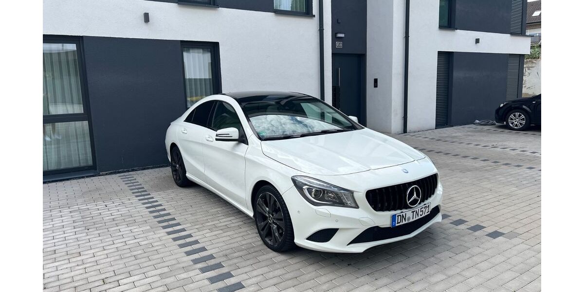 Mercedes-Benz CLA 200 98.300 km 19.500 &euro; Düren 52353