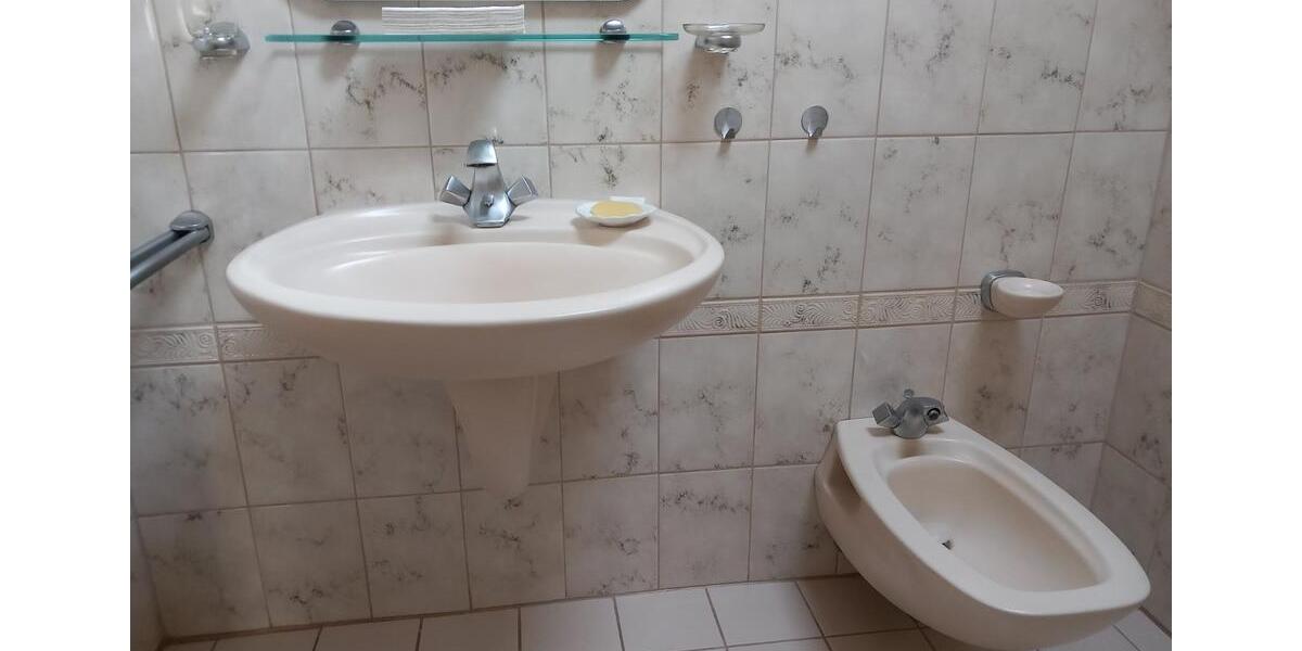 Einfamilienhaus Bonn Tannenbusch - 3 Zimmer, 110 m&sup2;, 425.000&euro; | Angebot:25874687