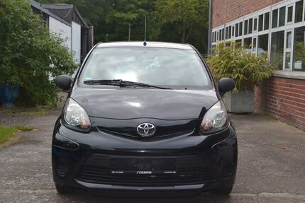 Toyota Aygo (X) 120.000 km 3.670 &euro; köln 50969