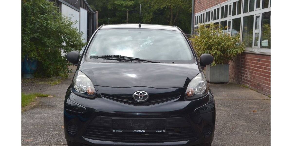 Toyota Aygo (X) 120.000 km 3.670 &euro; köln 50969