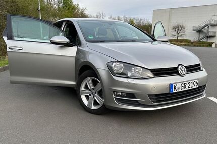 VW Golf 214.500 km 7.900 &euro; Köln 51147