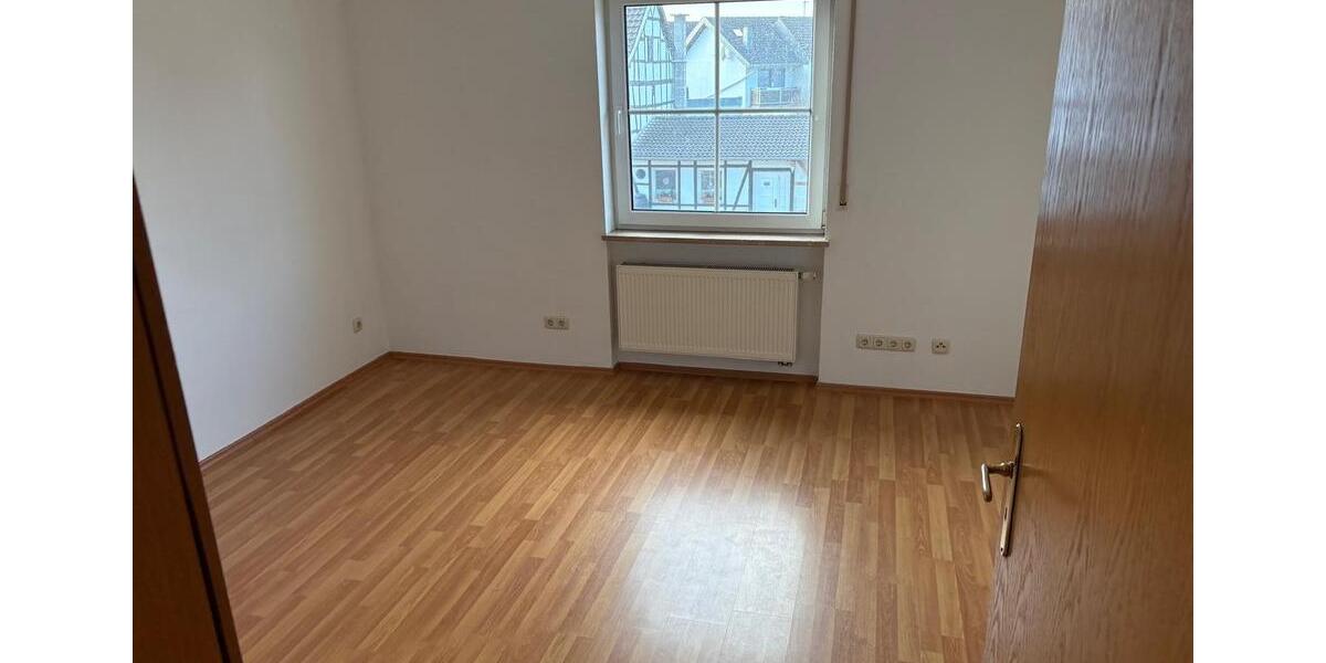 Mehrfamilienhaus, Wohnhaus Euskirchen Dom-Esch - 10 Zimmer, 236 m&sup2;, 429.000&euro; | Angebot:26962359