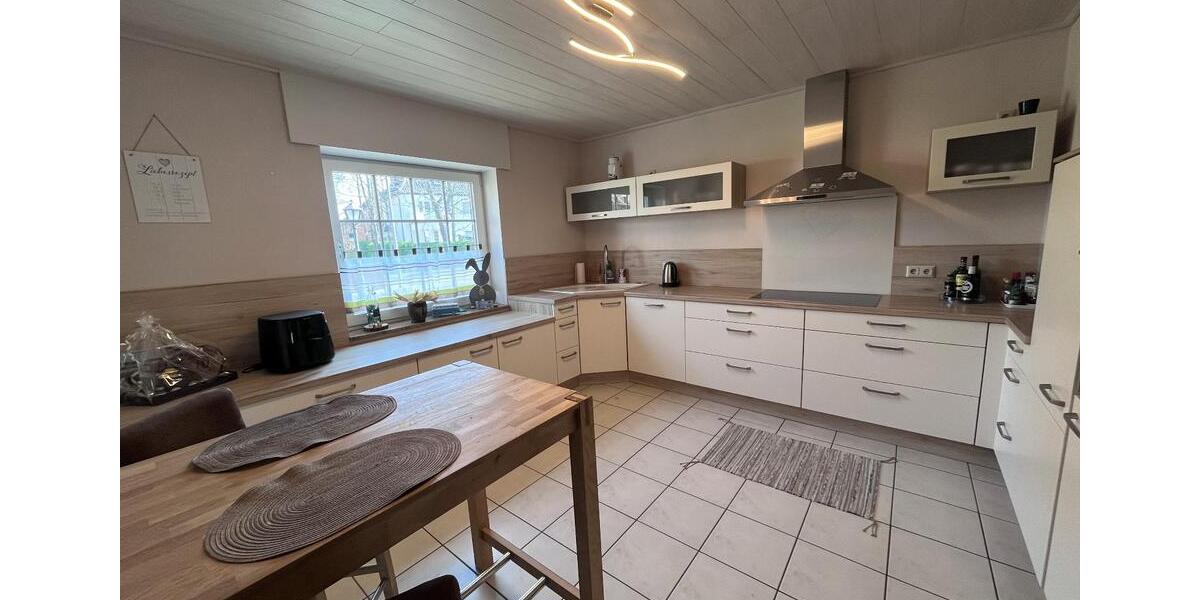 Mehrfamilienhaus, Wohnhaus Bergheim - 4 Zimmer, 167 m&sup2;, 2.080&euro; | Angebot:25899926