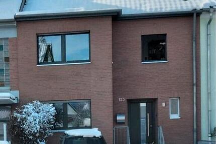 Haus Brühl - 5.5 Zimmer, 109 m&sup2;, 530.000&euro; | Angebot:25499715