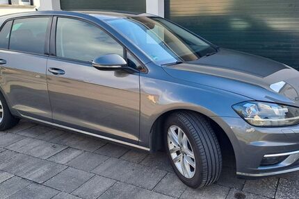 VW Golf 139.500 km 9.200 &euro; Bonn 53117
