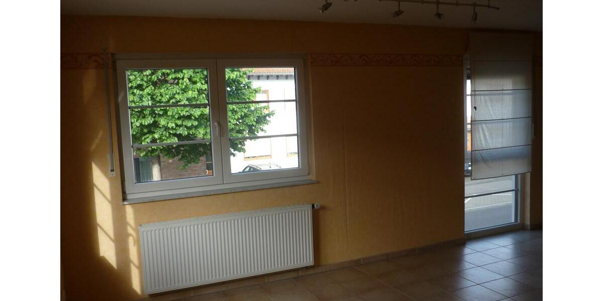 Etagenwohnung Bornheim - 1 Zimmer, 56 m&sup2;, 700&euro; | Angebot:26035758