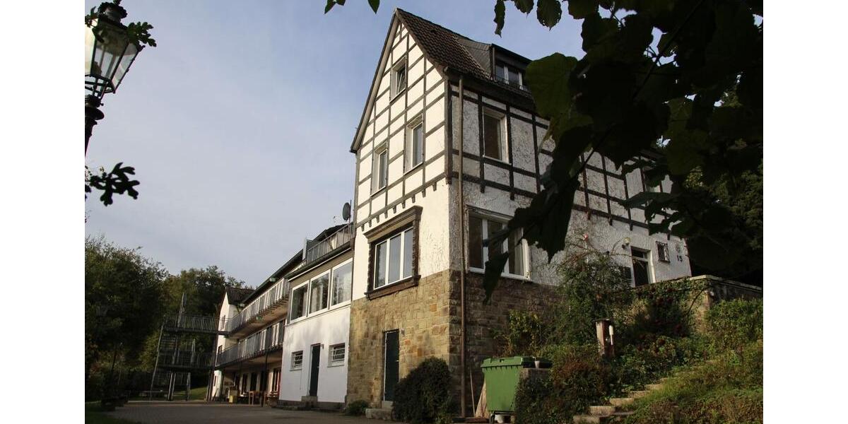 Einfamilienhaus Köln Kalk - 16 Zimmer, 892 m&sup2;, 890.000&euro; | Angebot:26675942