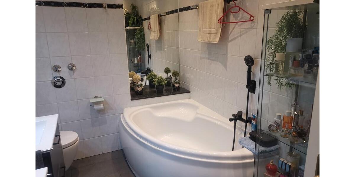 Etagenwohnung Köln Lindenthal - 3 Zimmer, 99 m&sup2;, 370.000&euro; | Angebot:27038027