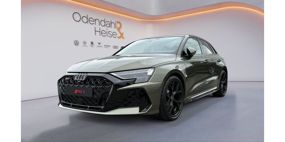 Audi RS3 2.500 km 77.950 &euro; Köln 50739
