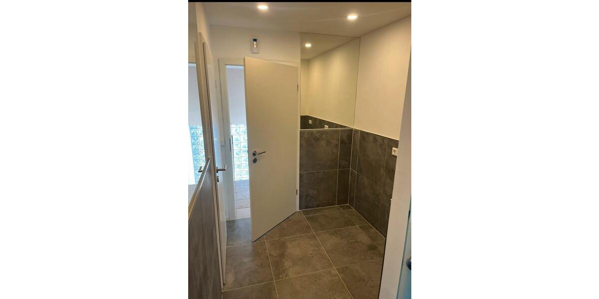 Etagenwohnung Köln Porz - 1 Zimmer, 28 m&sup2;, 890&euro; | Angebot:26048107