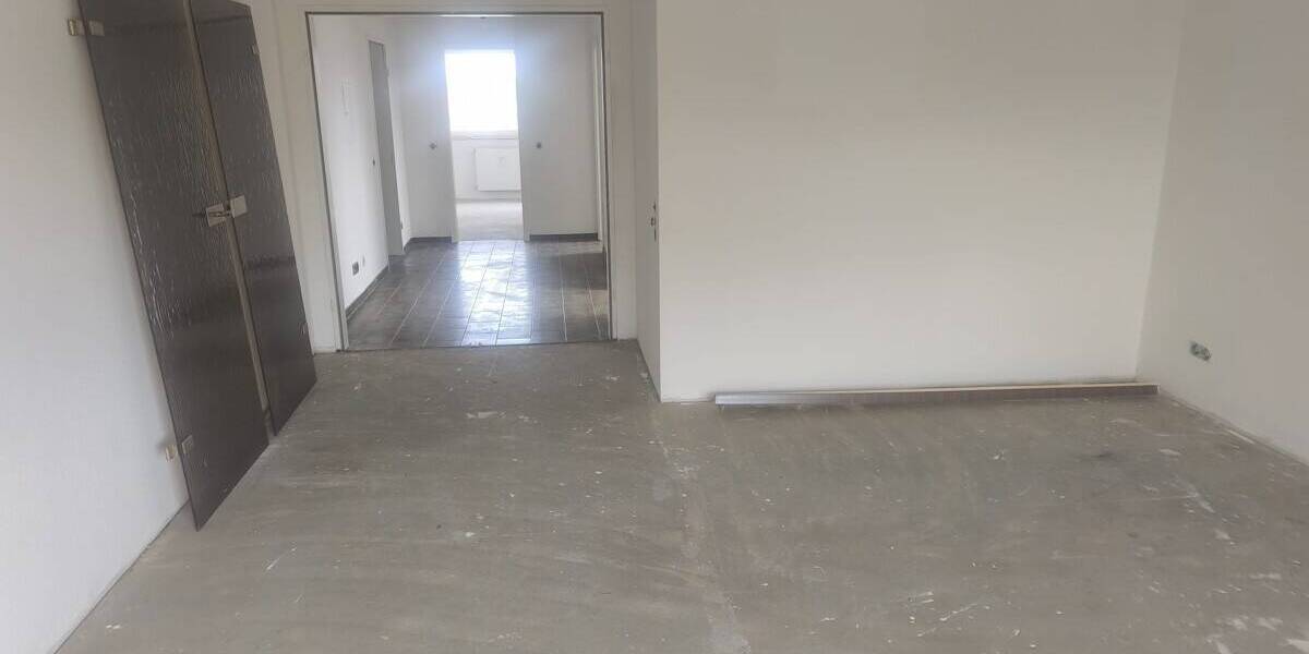 Etagenwohnung Hürth Hermülheim - 4 Zimmer, 95 m&sup2;, 239.000&euro; | Angebot:25679477