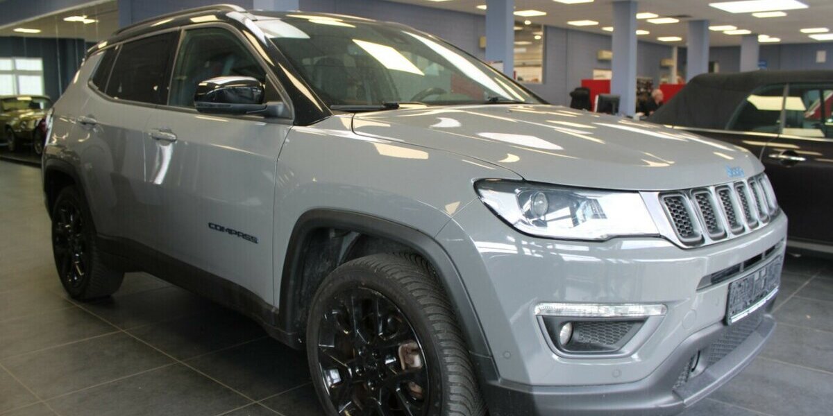 Jeep Compass 1.3 Plug-In Hybrid 4xe S 70.133 km 21.480 &euro; Euskirchen 53881