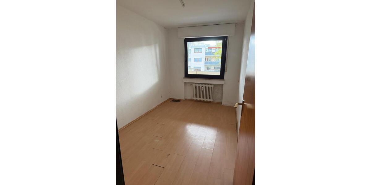 Etagenwohnung Bergheim Ahe - 3 Zimmer, 85 m&sup2;, 1.250&euro; | Angebot:26447961
