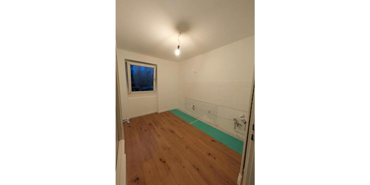 Hochparterre Köln Porz - 2 Zimmer, 57 m&sup2;, 180.000&euro; | Angebot:26063732