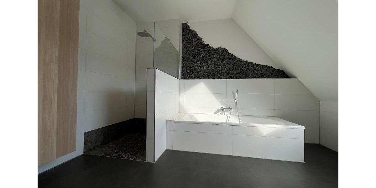 Doppelhaushälfte Bonn Küdinghoven - 6 Zimmer, 165 m&sup2;, 2.400&euro; | Angebot:25143042