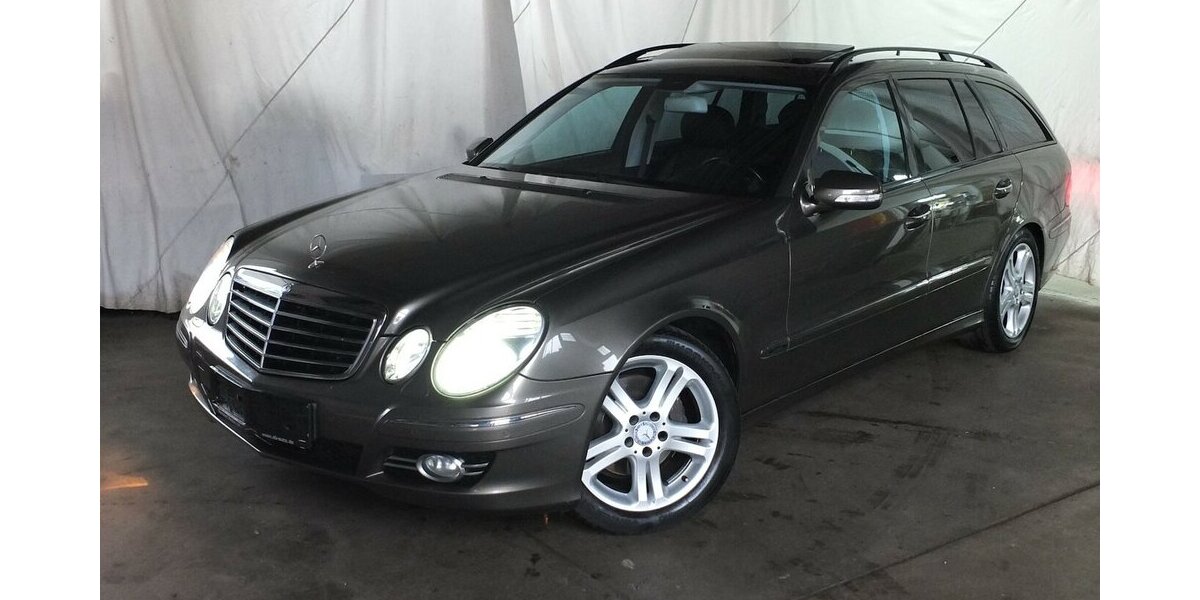 Mercedes-Benz E 230 T AVANTGARDE COMAND EL.DACH/HECKKLAPPE PTS 162.511 km 11.704 &euro; Köln 50858