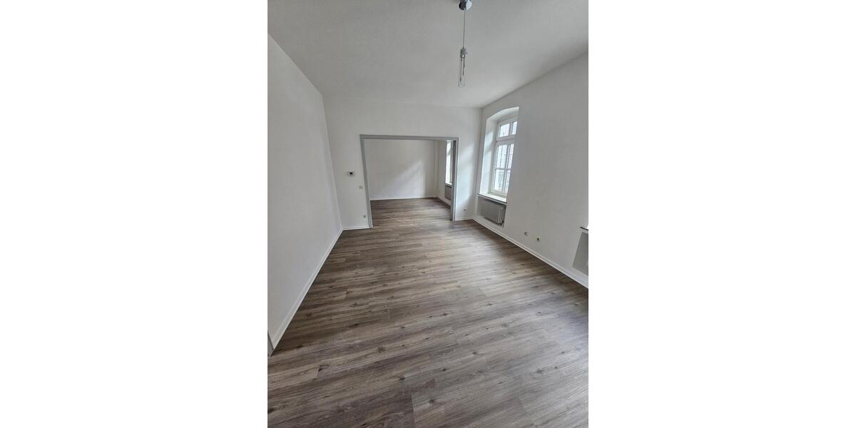 Etagenwohnung Köln Rodenkirchen - 2 Zimmer, 62 m&sup2;, 1.300&euro; | Angebot:26660215