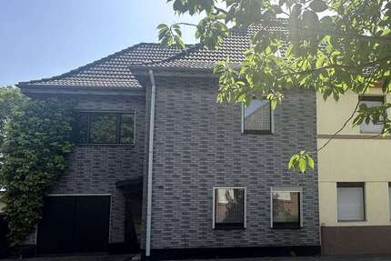 Haus Düren Mariaweiler-Hoven - 5 Zimmer, 135 m&sup2;, 220.000&euro; | Angebot:26962292