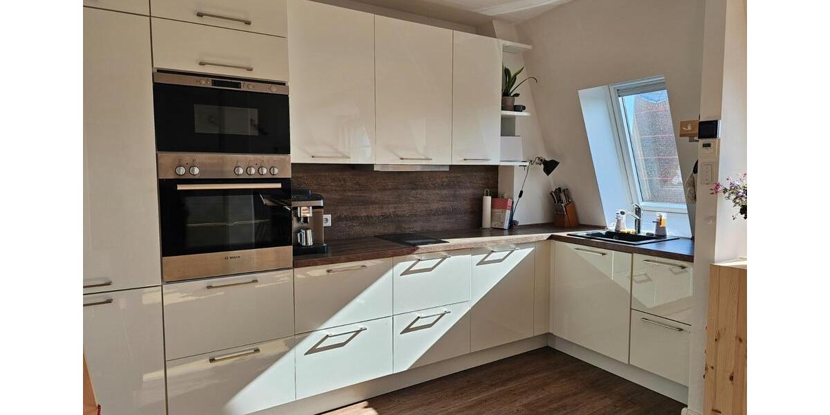 Dachgeschoßwohnung Frechen - 4 Zimmer, 94 m&sup2;, 410.000&euro; | Angebot:25772336