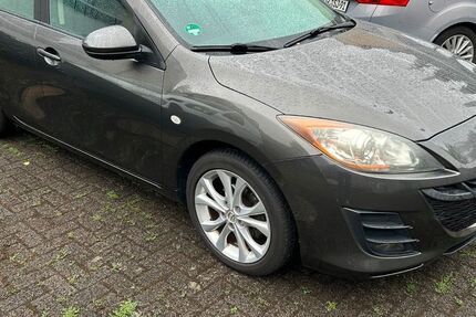Mazda 3 137.000 km 3.450 &euro; Köln 51069