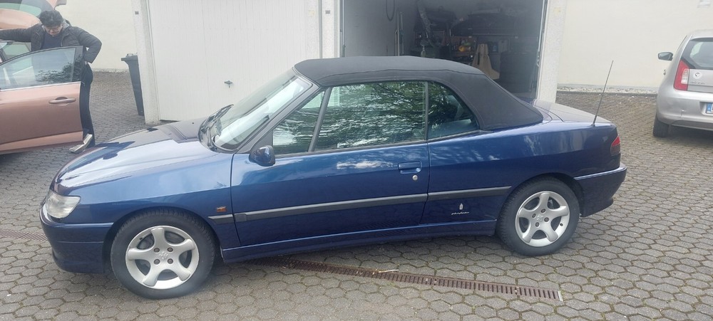 Peugeot 306 Cabriolet 109.551 km 3.250 &euro; Euskirchen 53879