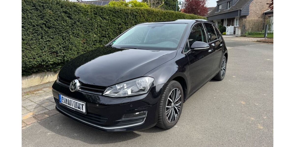 VW Golf 137.500 km 8.900 &euro; Niederkassel 53859