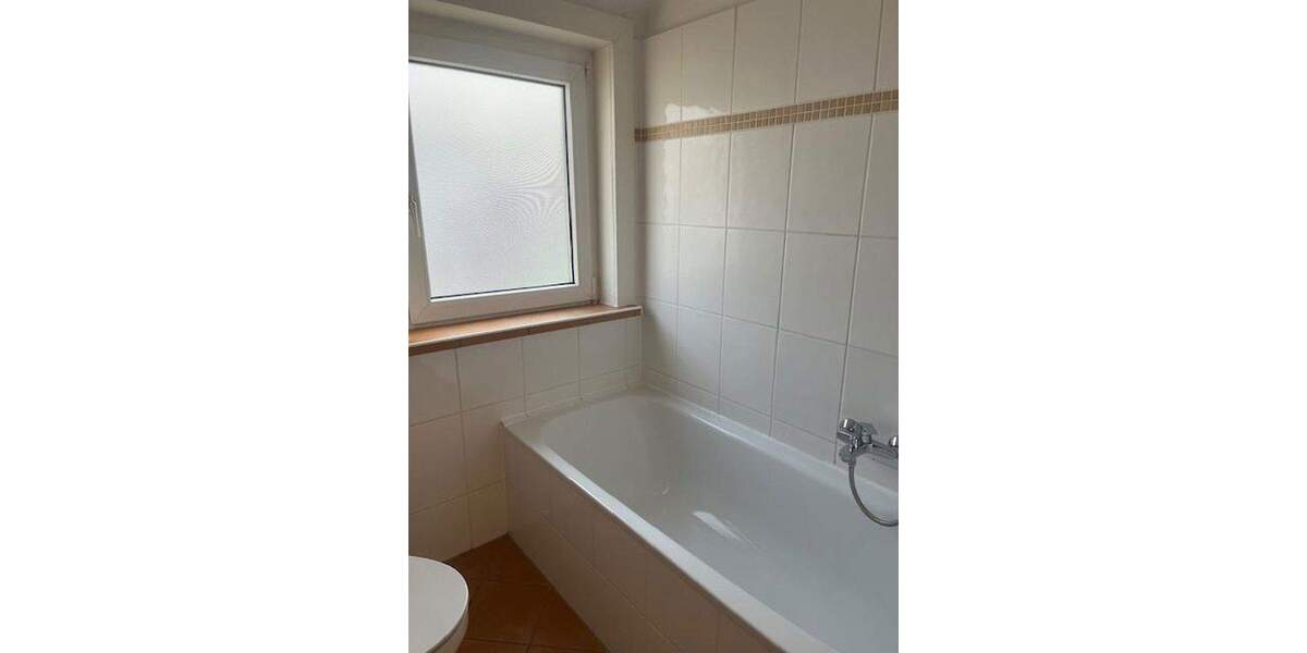 Etagenwohnung Hameln Nordstadt - 3 Zimmer, 81 m&sup2;, 735&euro; | Angebot:25752905