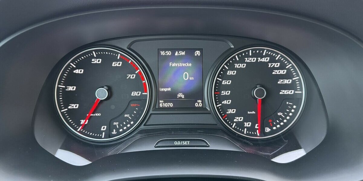 Seat Ateca Leder Navi Klima Temp. SR+WR UNFALLFREI 1a 60.000 km 15.900 &euro; Erftstadt 50374