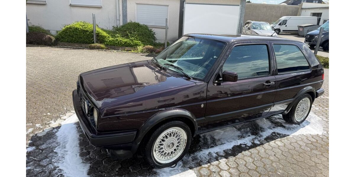 VW Golf 218.652 km 4.000 &euro; Köln 51147