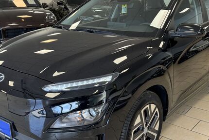 Hyundai KONA 33.339 km 17.000 &euro; Bonn 53227