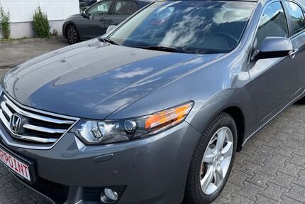 Honda Accord 109.000 km 9.950 &euro; Brühl 50321