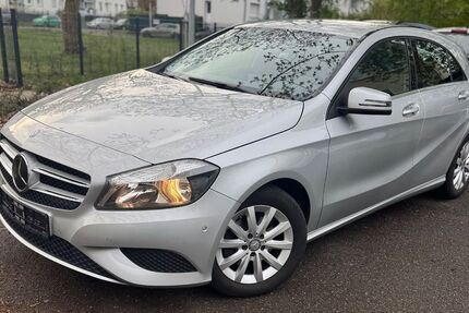 Mercedes-Benz A 180 85.700 km 12.400 &euro; Leverkusen 51373