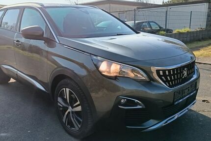 Peugeot 5008 132.000 km 16.900 &euro; Erftstadt 50374
