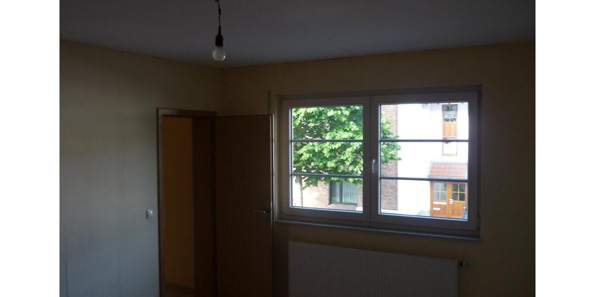 Etagenwohnung Bornheim - 1 Zimmer, 56 m&sup2;, 700&euro; | Angebot:26035758