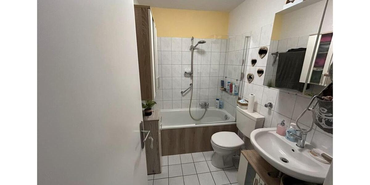 Etagenwohnung Erftstadt - 3 Zimmer, 63 m&sup2;, 179.000&euro; | Angebot:26102294