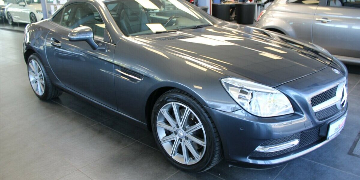 Mercedes-Benz SLK 250 CDI BlueEFFICIENCY 7G-TRONIC - Panorama - 125.888 km 16.980 &euro; Euskirchen 53881