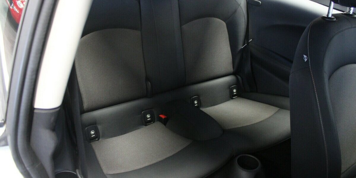 Mini ONE Salt 93.020 km 9.980 &euro; Euskirchen 53881