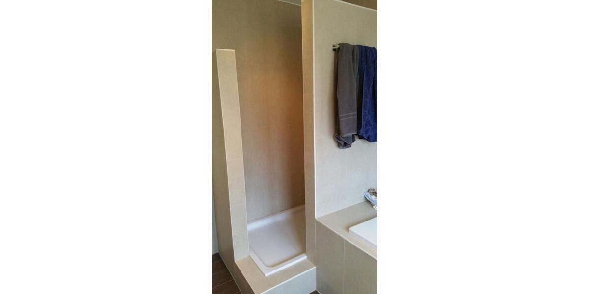 Etagenwohnung Pulheim - 4 Zimmer, 140 m&sup2;, 1.600&euro; | Angebot:26041764