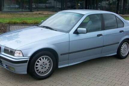 BMW 325 174.000 km 18.700 &euro; Siegburg 53721