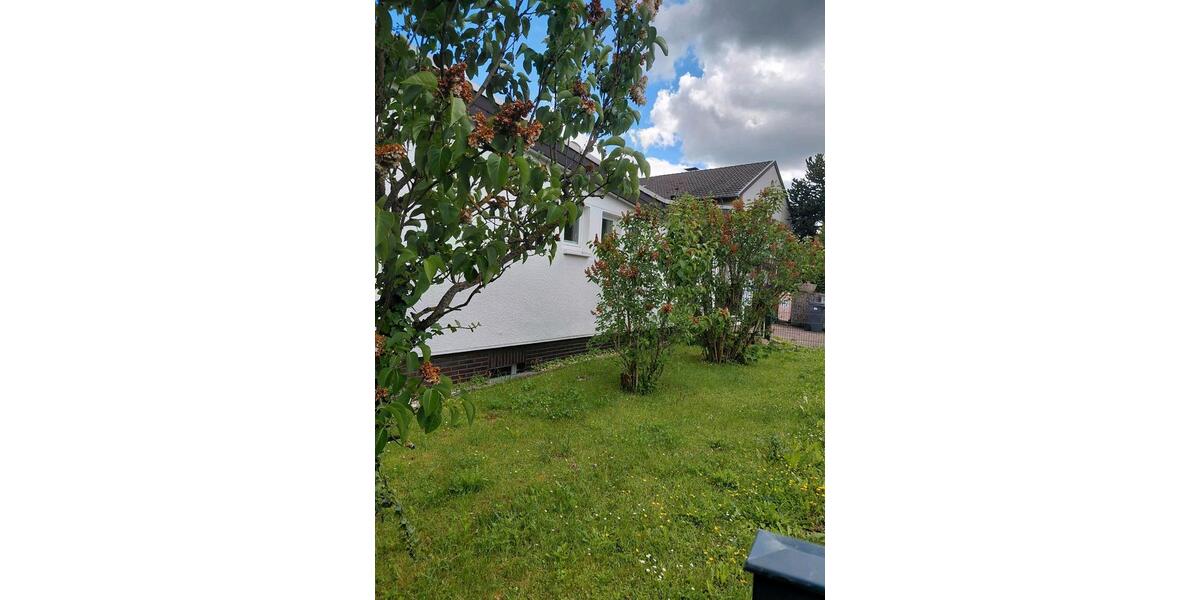 Bungalow Bonn Hardtberg - 5 Zimmer, 110 m&sup2;, 2.500&euro; | Angebot:26591880